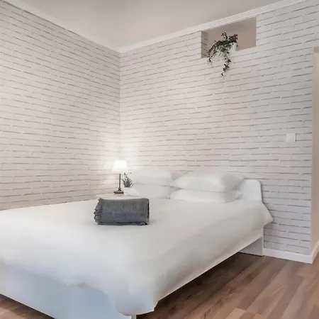 Inloveapartments - Under A Fig Tree Lisbon