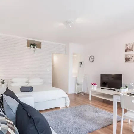 Inloveapartments - Under A Fig Tree * Lisbon